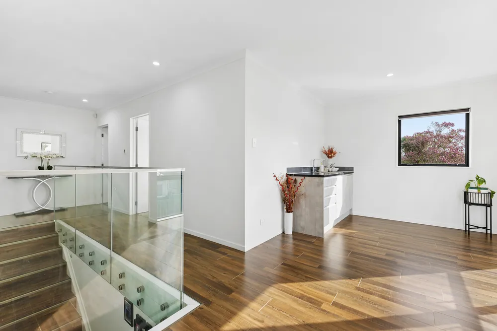 Photos of 20B Nicholson Avenue