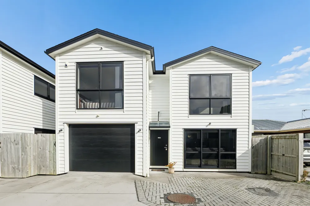 Photos of 20B Nicholson Avenue