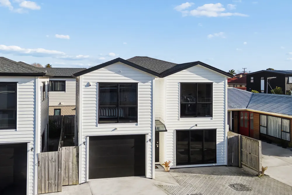 Photos of 20B Nicholson Avenue