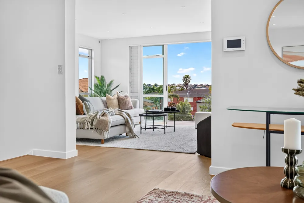 Photos of 17 Mansion Court