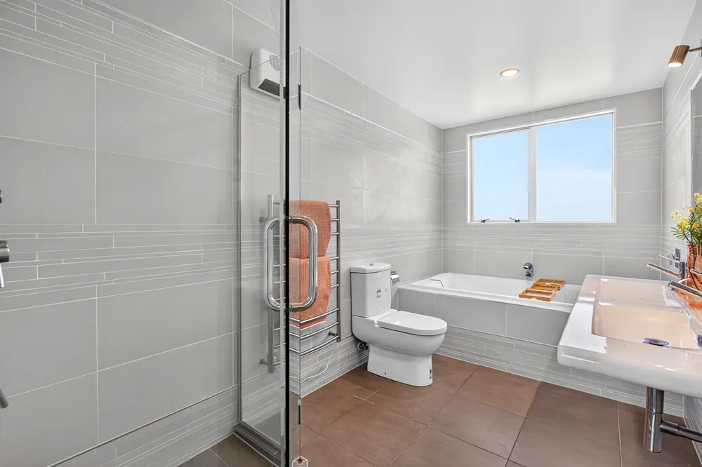 Photos of 17 Mansion Court