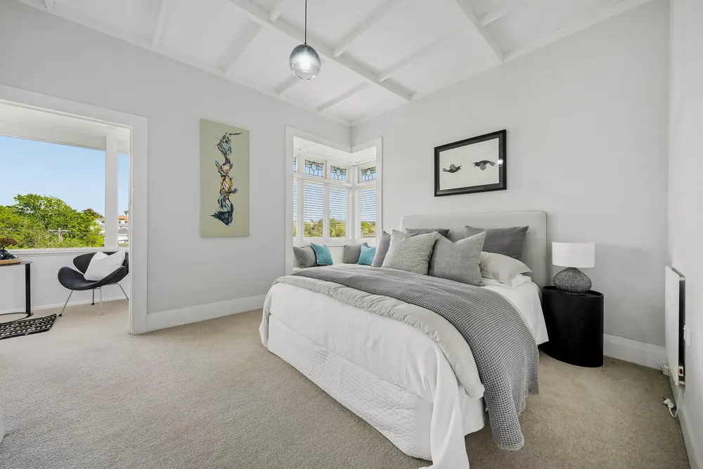 Photos of 22 Belle Vue Avenue