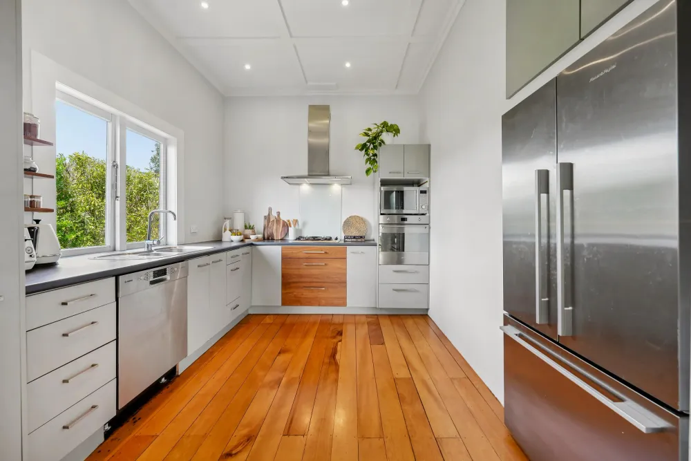 Photos of 22 Belle Vue Avenue