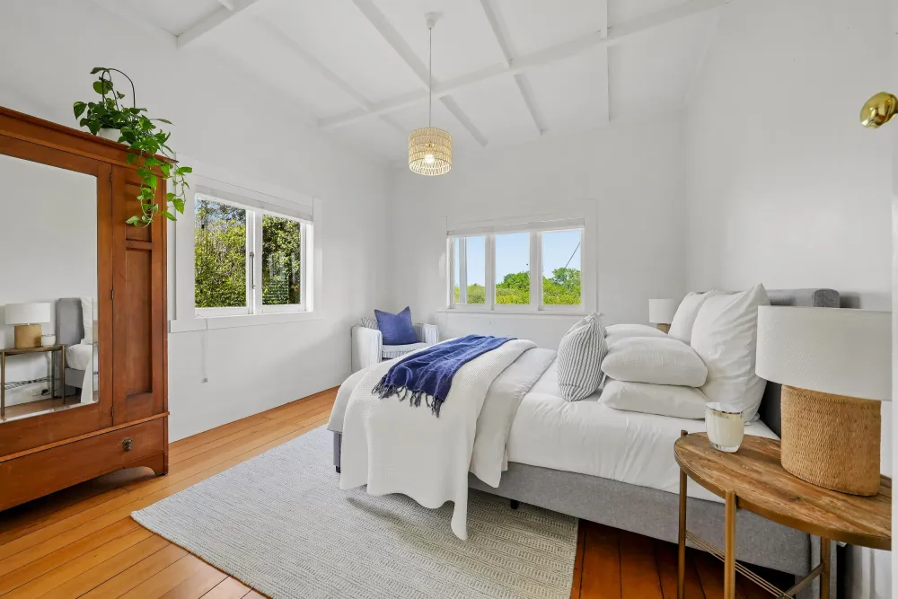 Photos of 22 Belle Vue Avenue
