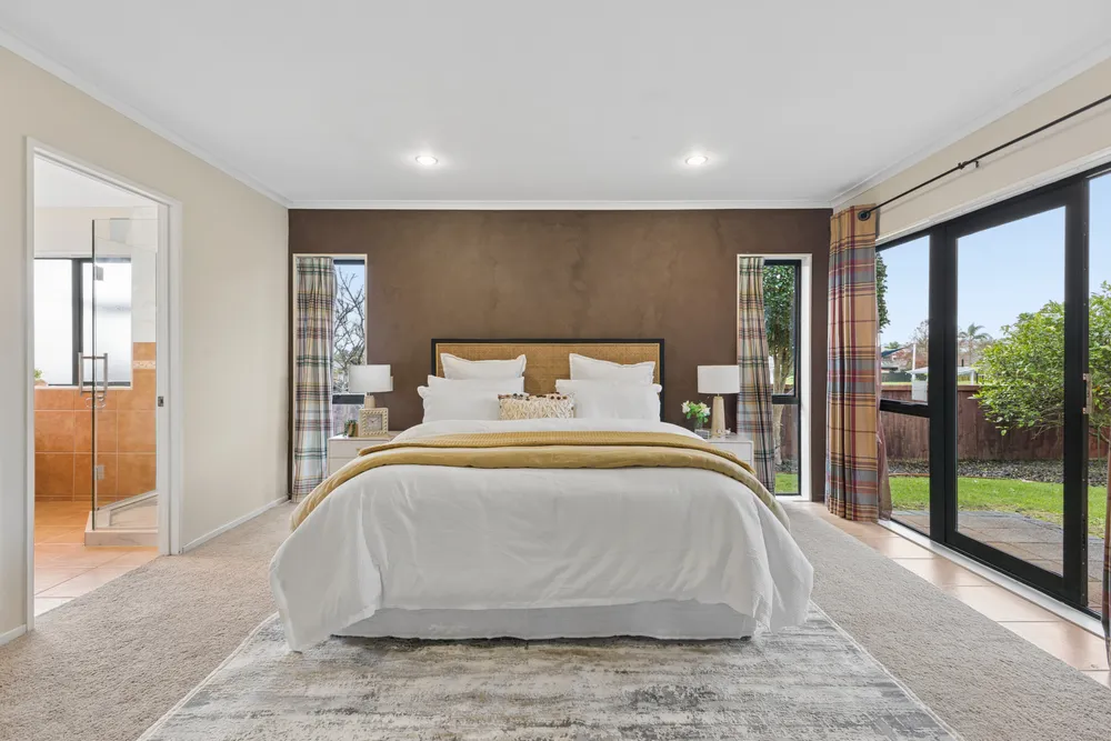 Photos of 22 Castlehill Court