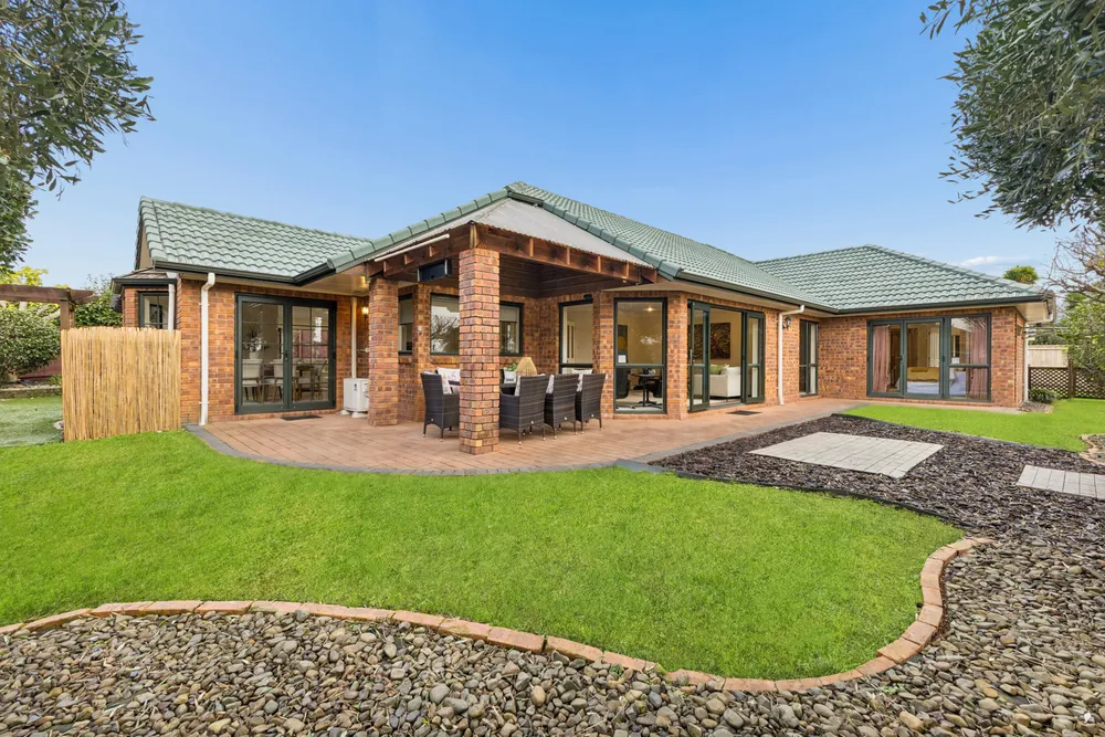 Photos of 22 Castlehill Court