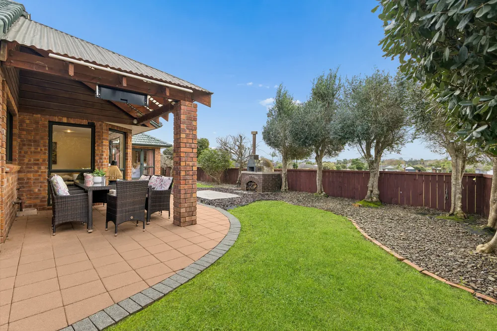 Photos of 22 Castlehill Court