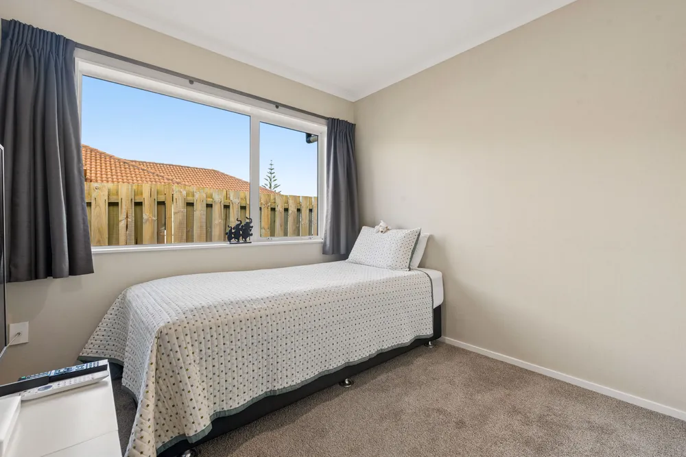 Photos of 66 Cantora Avenue