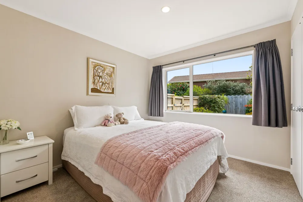 Photos of 66 Cantora Avenue
