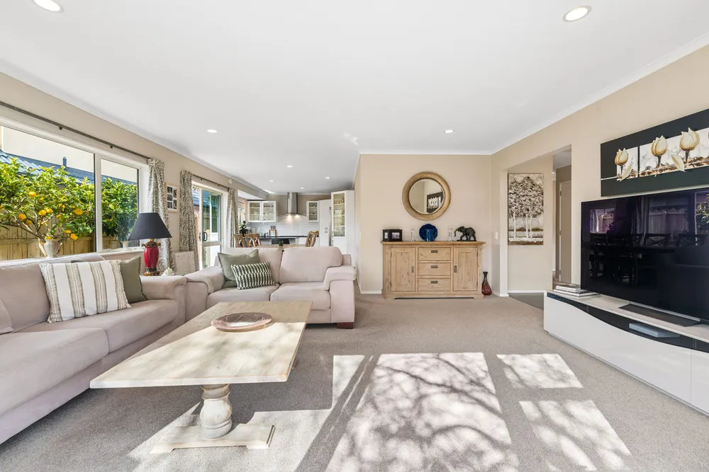 Photos of 66 Cantora Avenue
