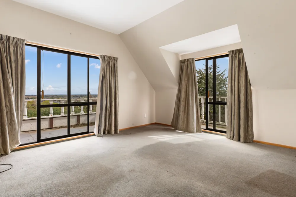 Photos of 855 Cashmere Road