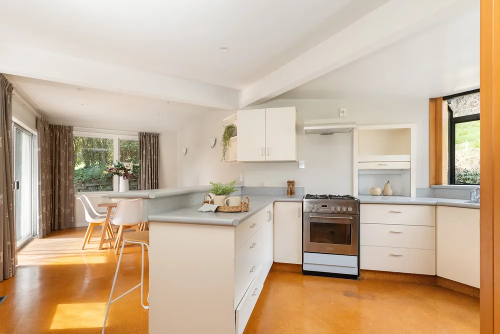Photos of 855 Cashmere Road