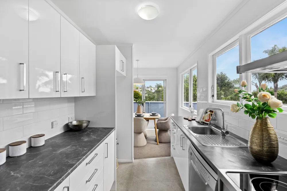 Photos of 1/40 Beaudine Avenue