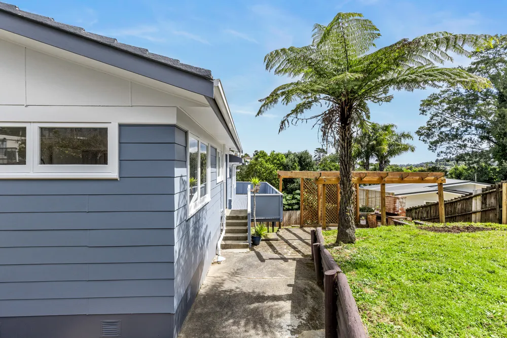 Photos of 1/40 Beaudine Avenue