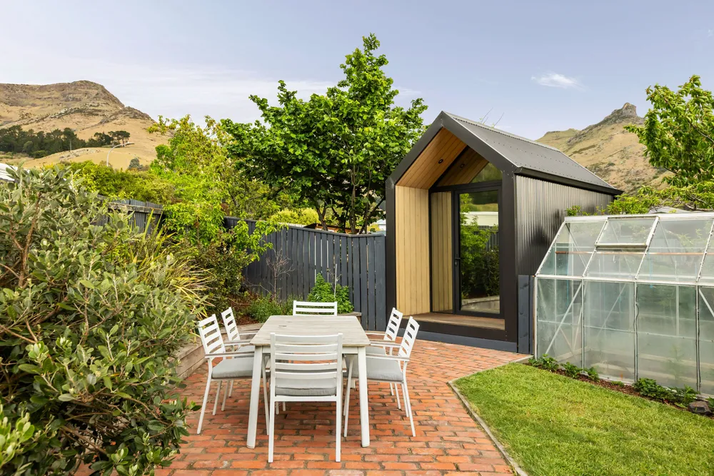 Photos of 36 Flavell Street