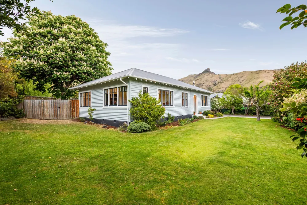 Photos of 36 Flavell Street