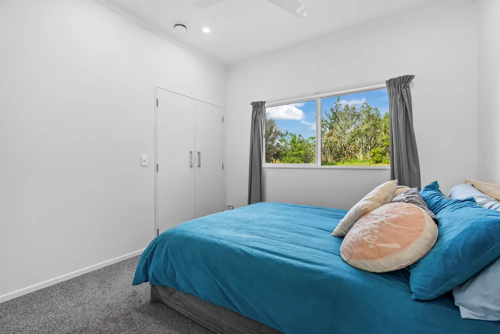 Photos of 475 Tauraroa Road