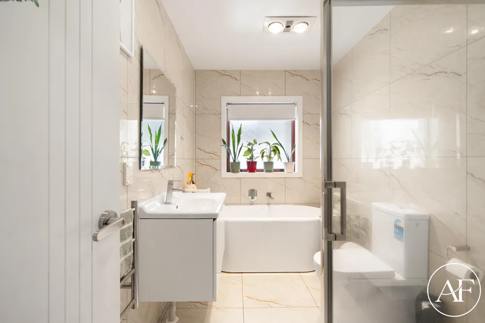 Photos of 16A Cosgrave Road