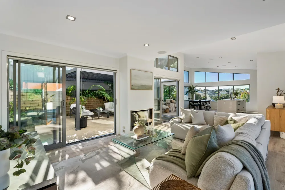 Photos of 55 Tautari Street