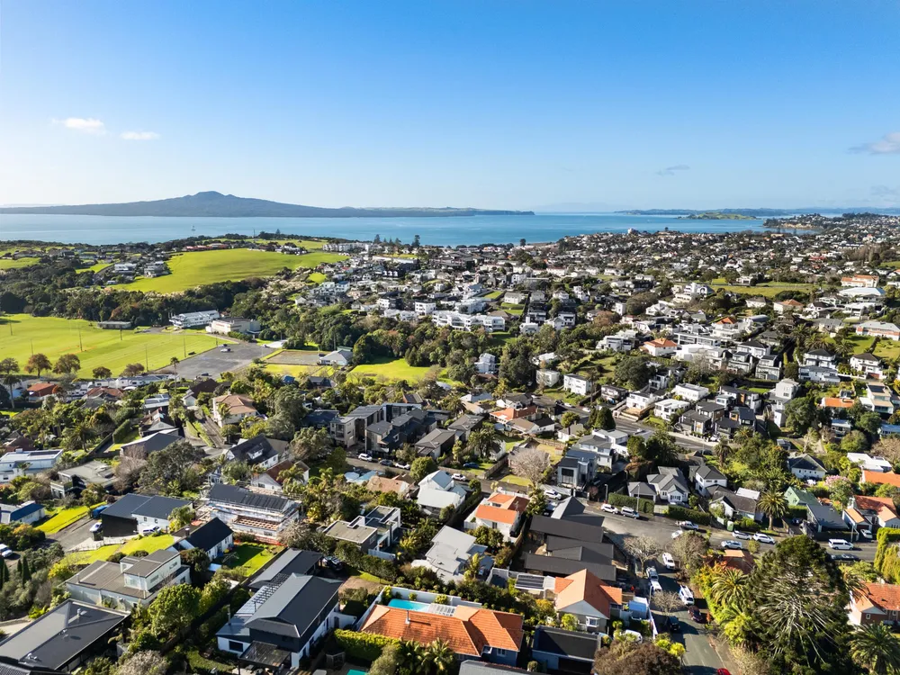 Photos of 55 Tautari Street