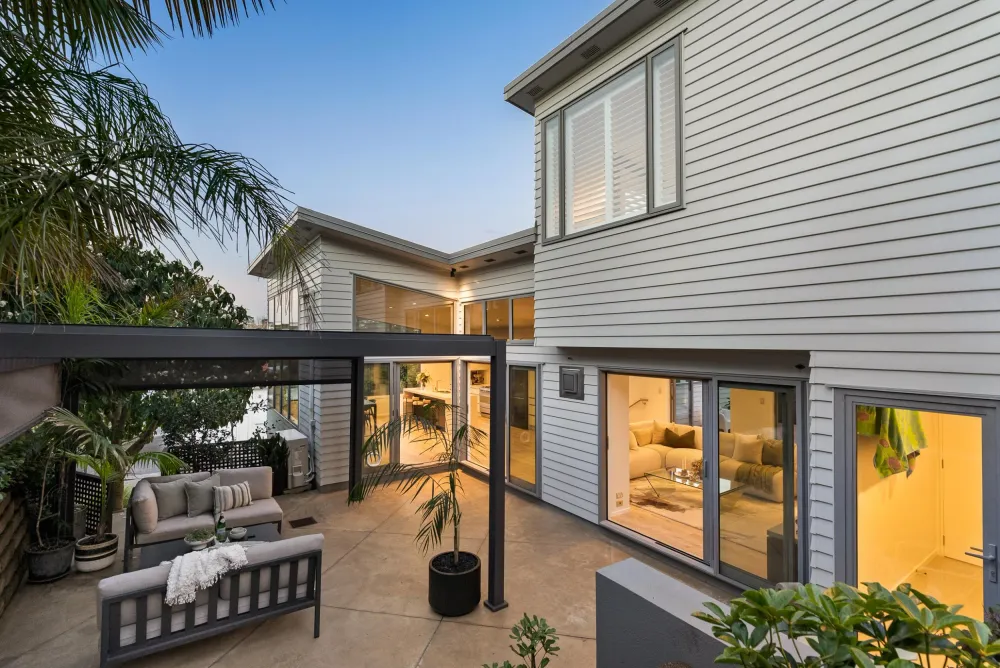 Photos of 55 Tautari Street