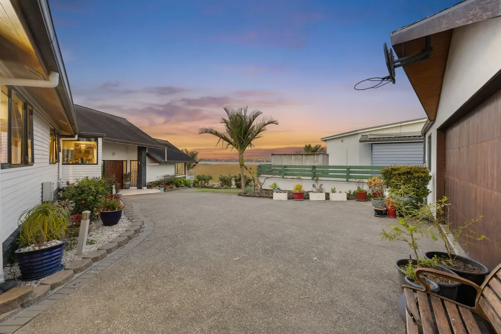 Photos of 36 Dawnhaven Drive