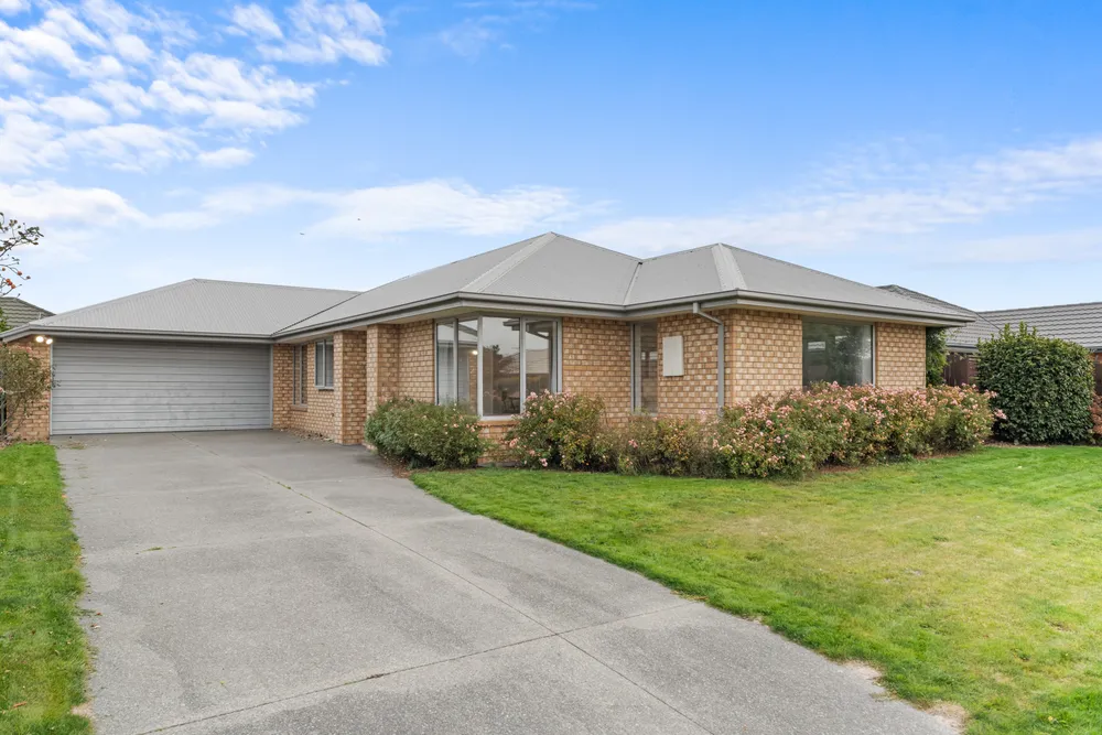 Photos of 60 Awatea Gardens