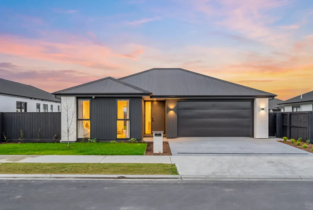Photos of 60 Awatea Gardens