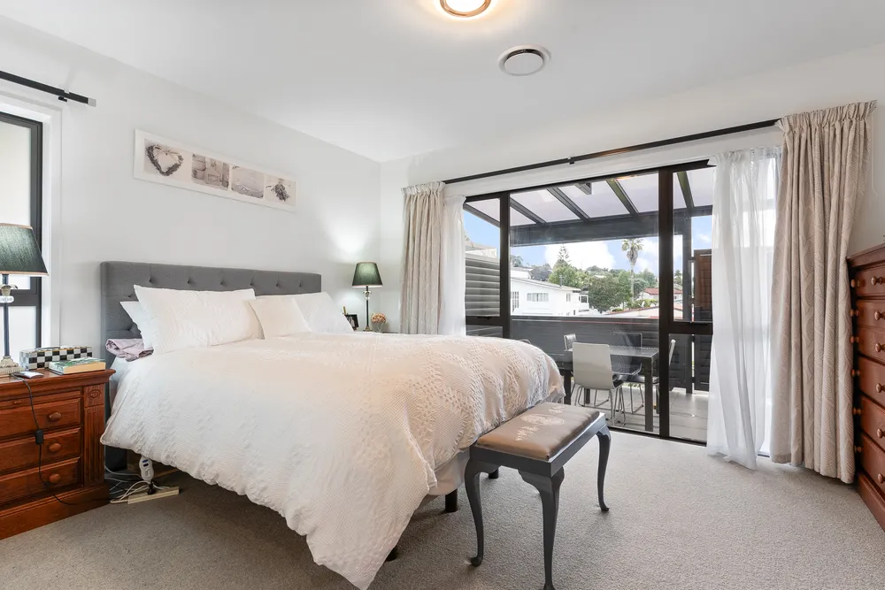 Photos of 32 Amante Crescent