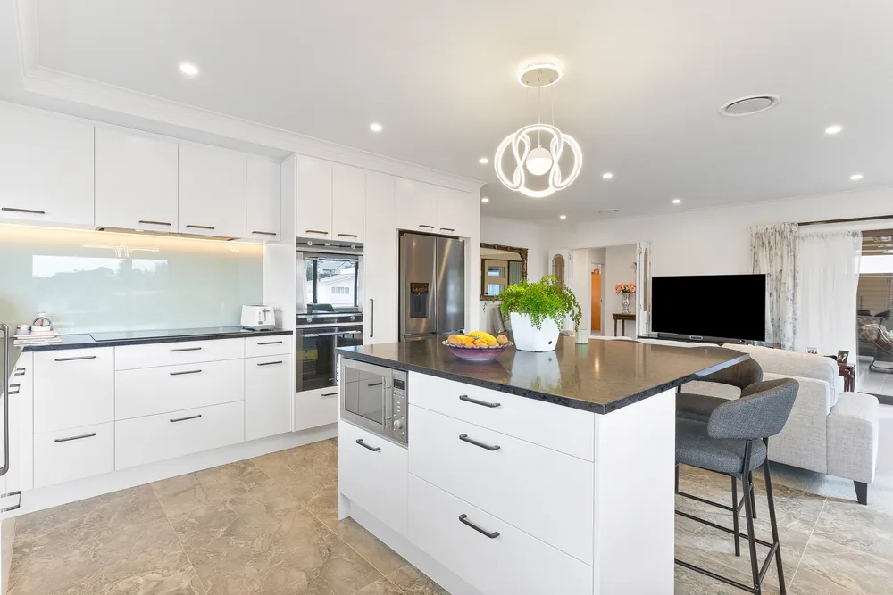 Photos of 32 Amante Crescent