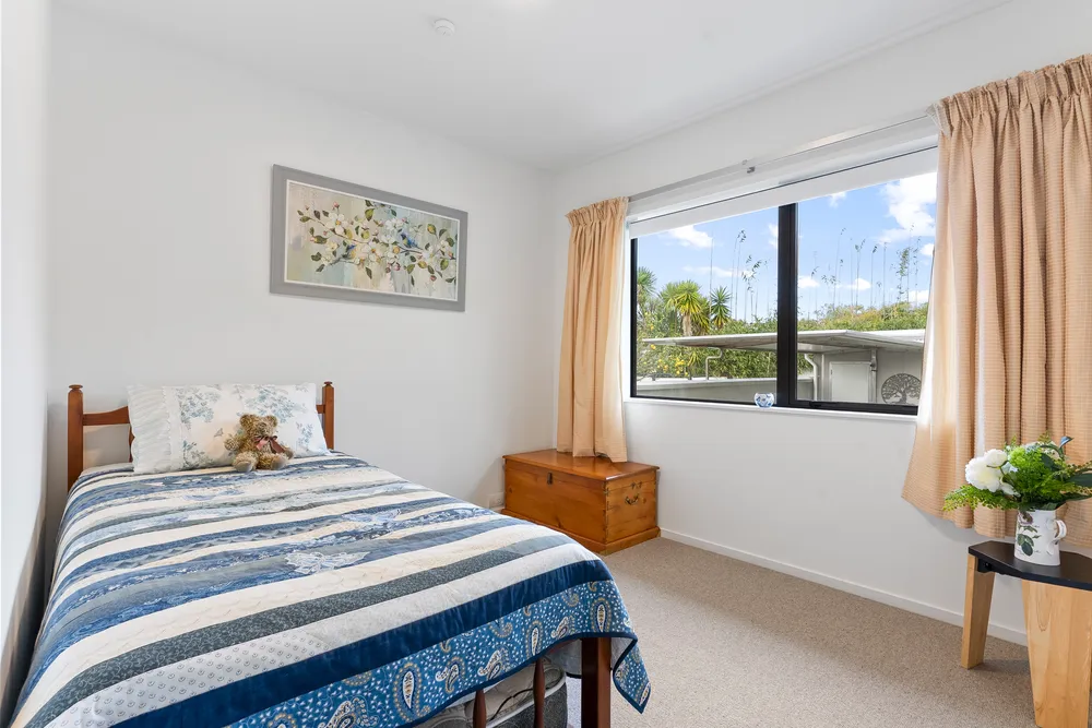 Photos of 32 Amante Crescent