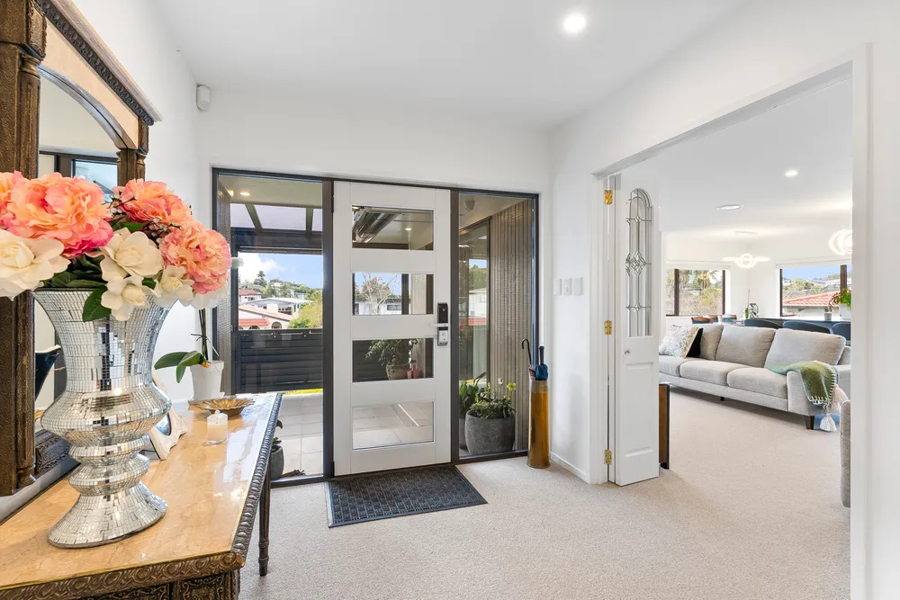 Photos of 32 Amante Crescent