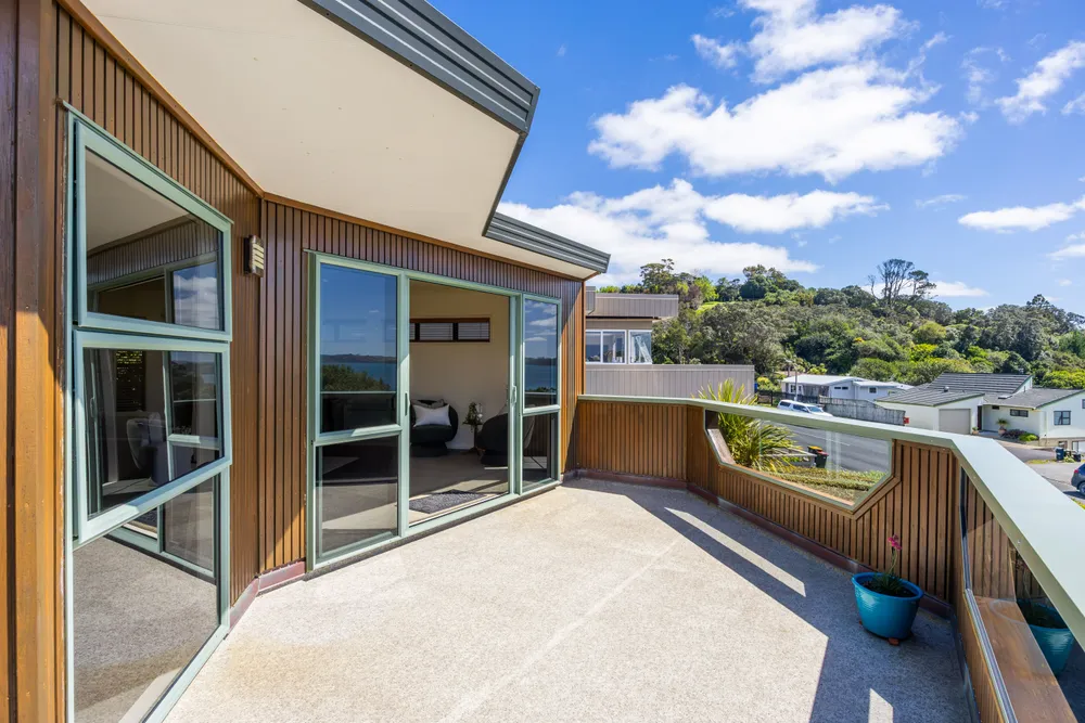 Photos of 24 Mariners Grove