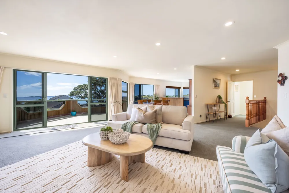 Photos of 24 Mariners Grove