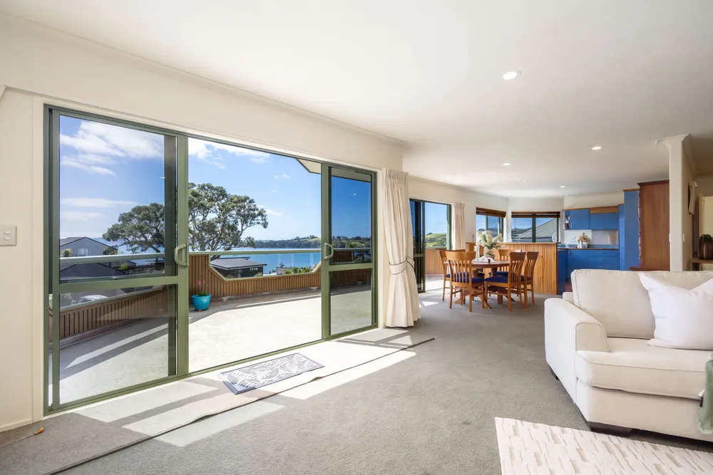 Photos of 24 Mariners Grove