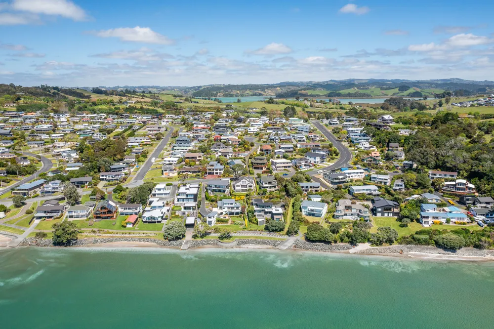 Photos of 24 Mariners Grove