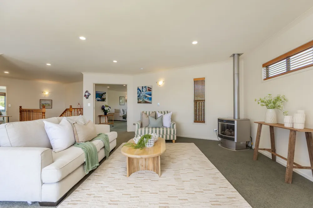 Photos of 24 Mariners Grove