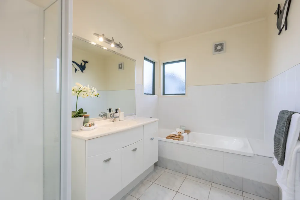 Photos of 24 Mariners Grove