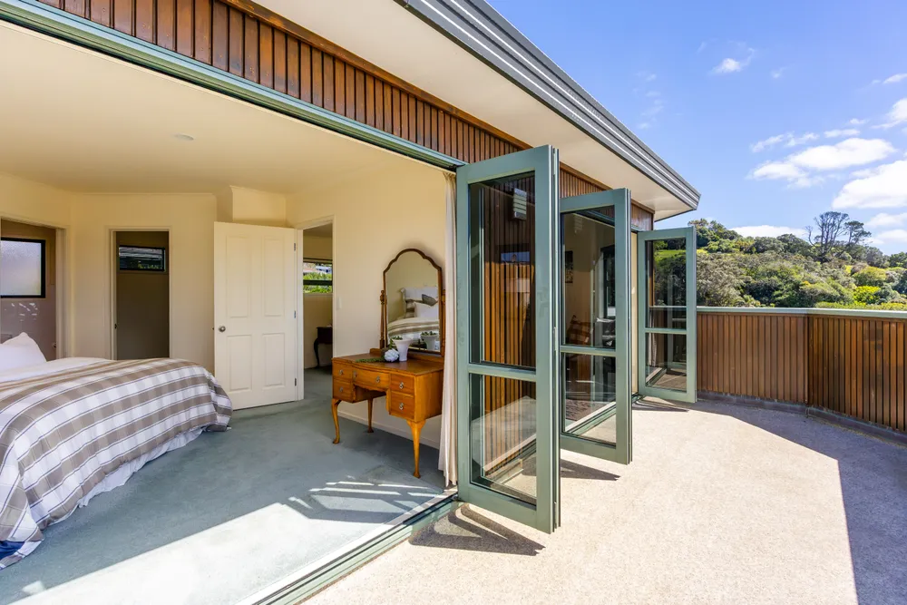 Photos of 24 Mariners Grove