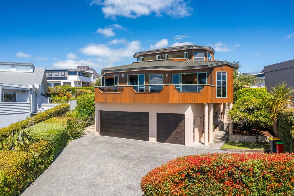 Photos of 24 Mariners Grove