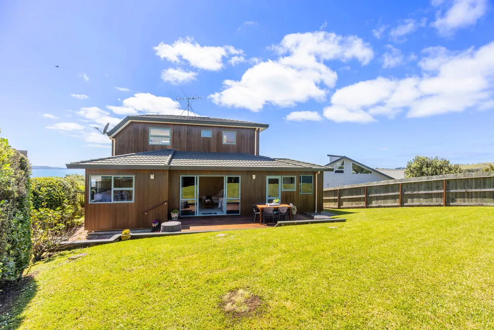 Photos of 24 Mariners Grove
