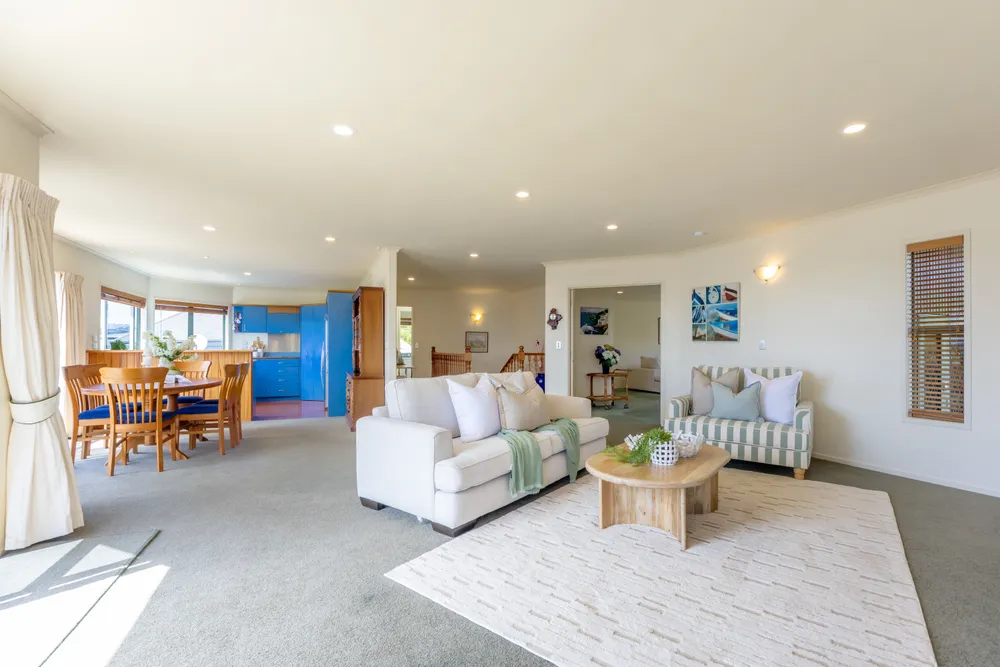 Photos of 24 Mariners Grove