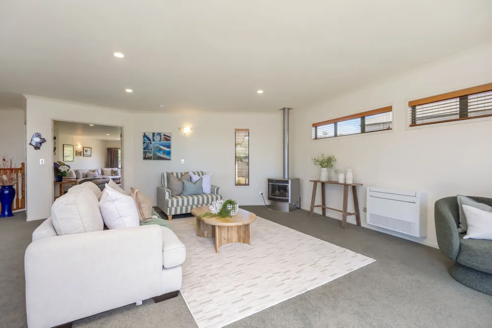 Photos of 24 Mariners Grove