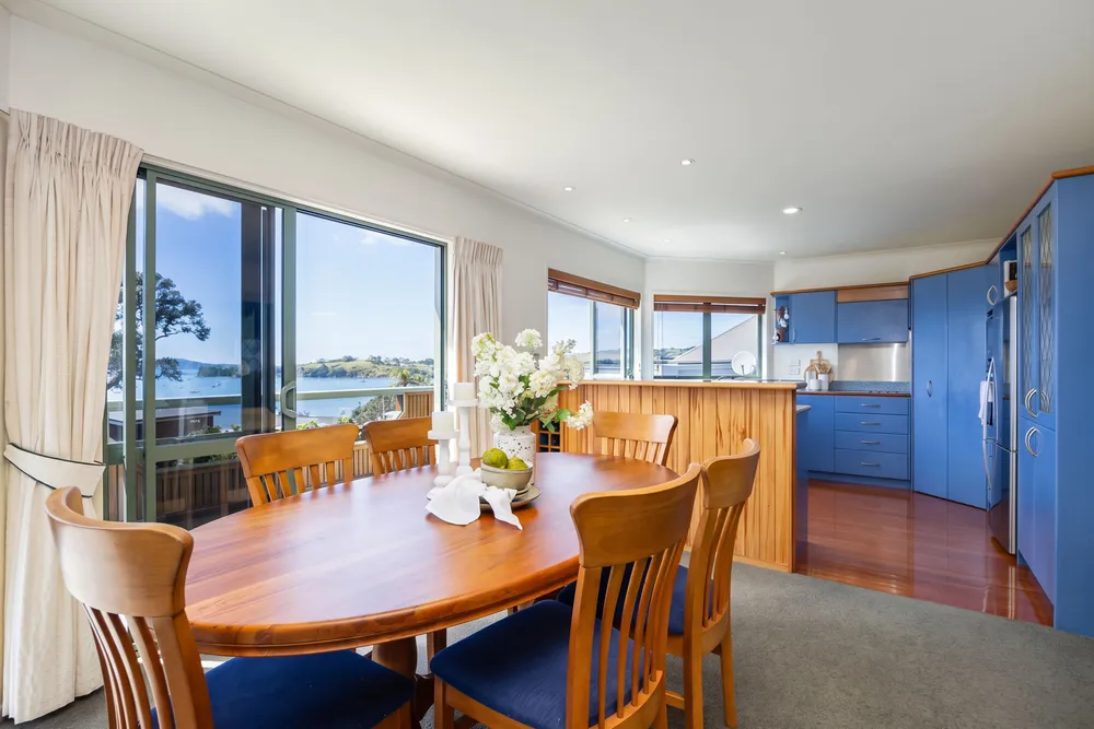 Photos of 24 Mariners Grove