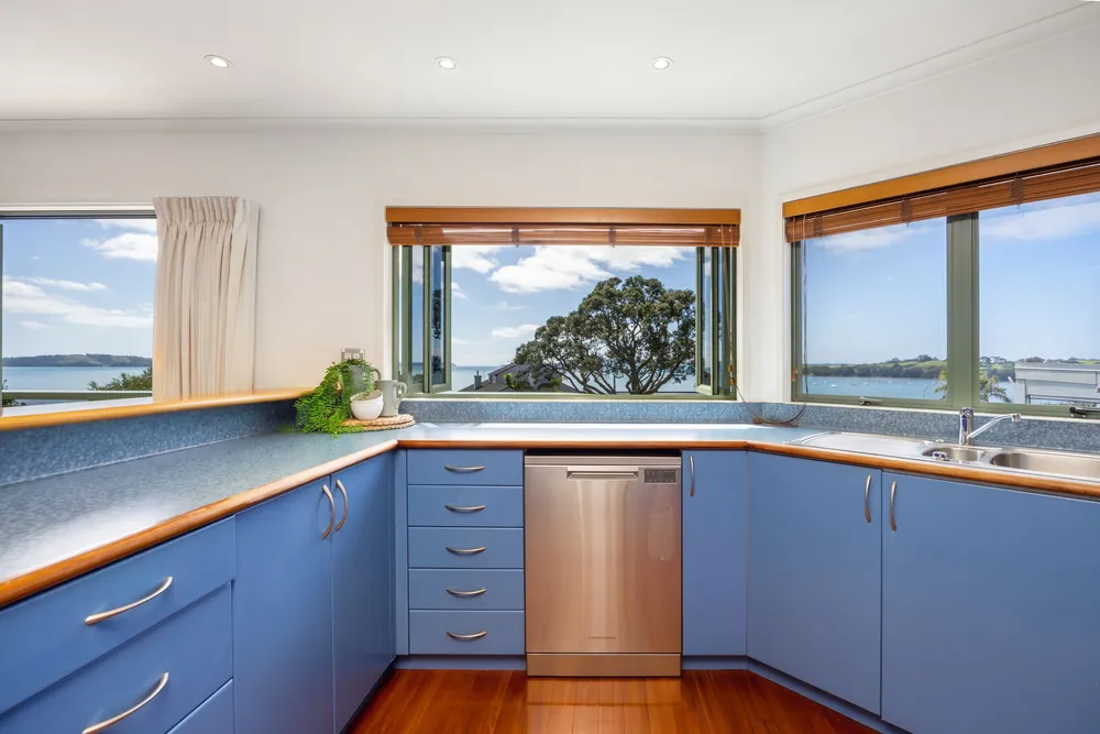 Photos of 24 Mariners Grove