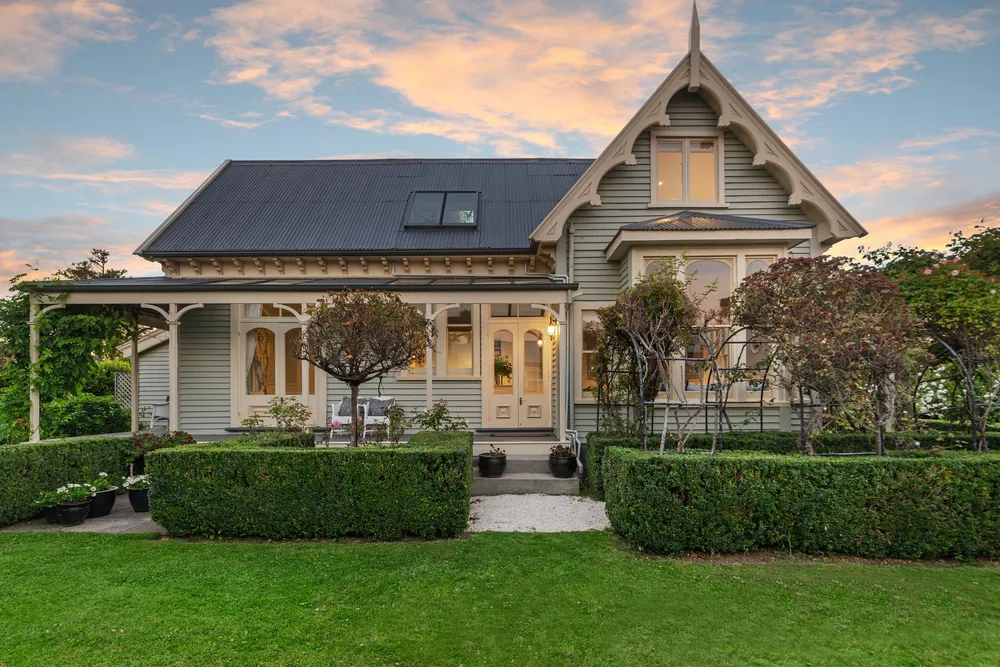 Photos of 172 Blighs Road