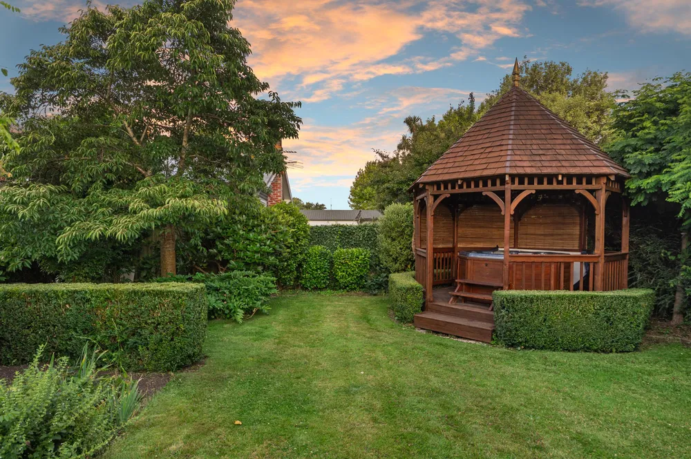 Photos of 172 Blighs Road