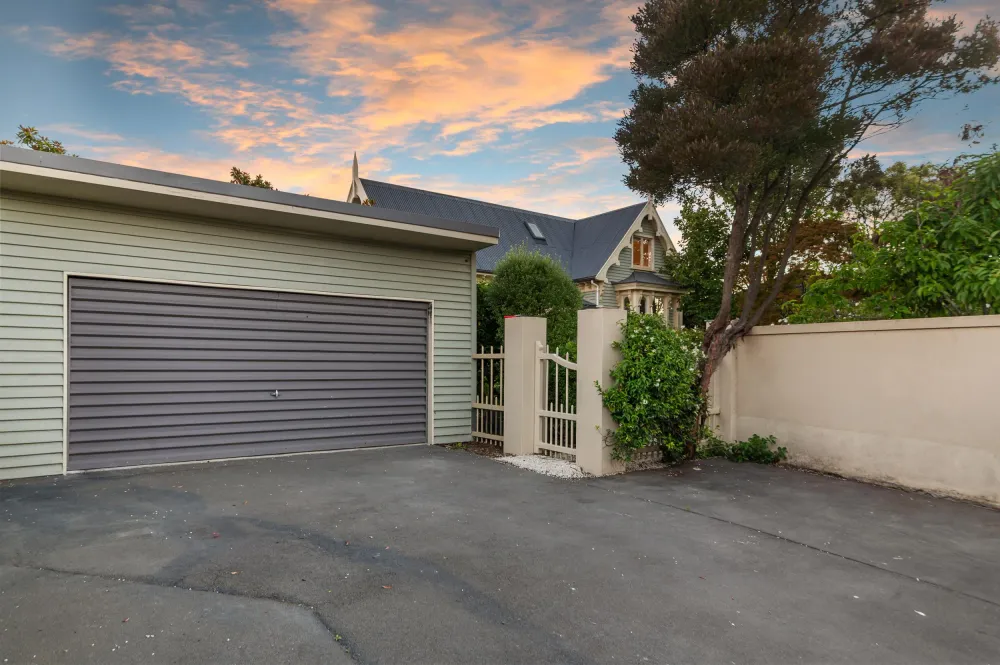 Photos of 172 Blighs Road