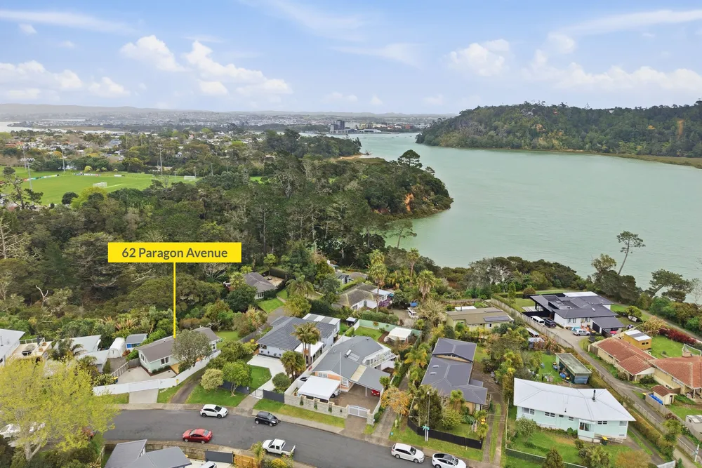 Photos of 62 Paragon Avenue