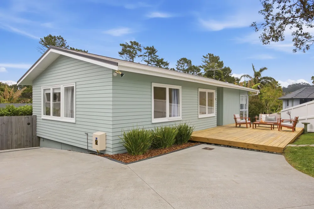 Photos of 62 Paragon Avenue